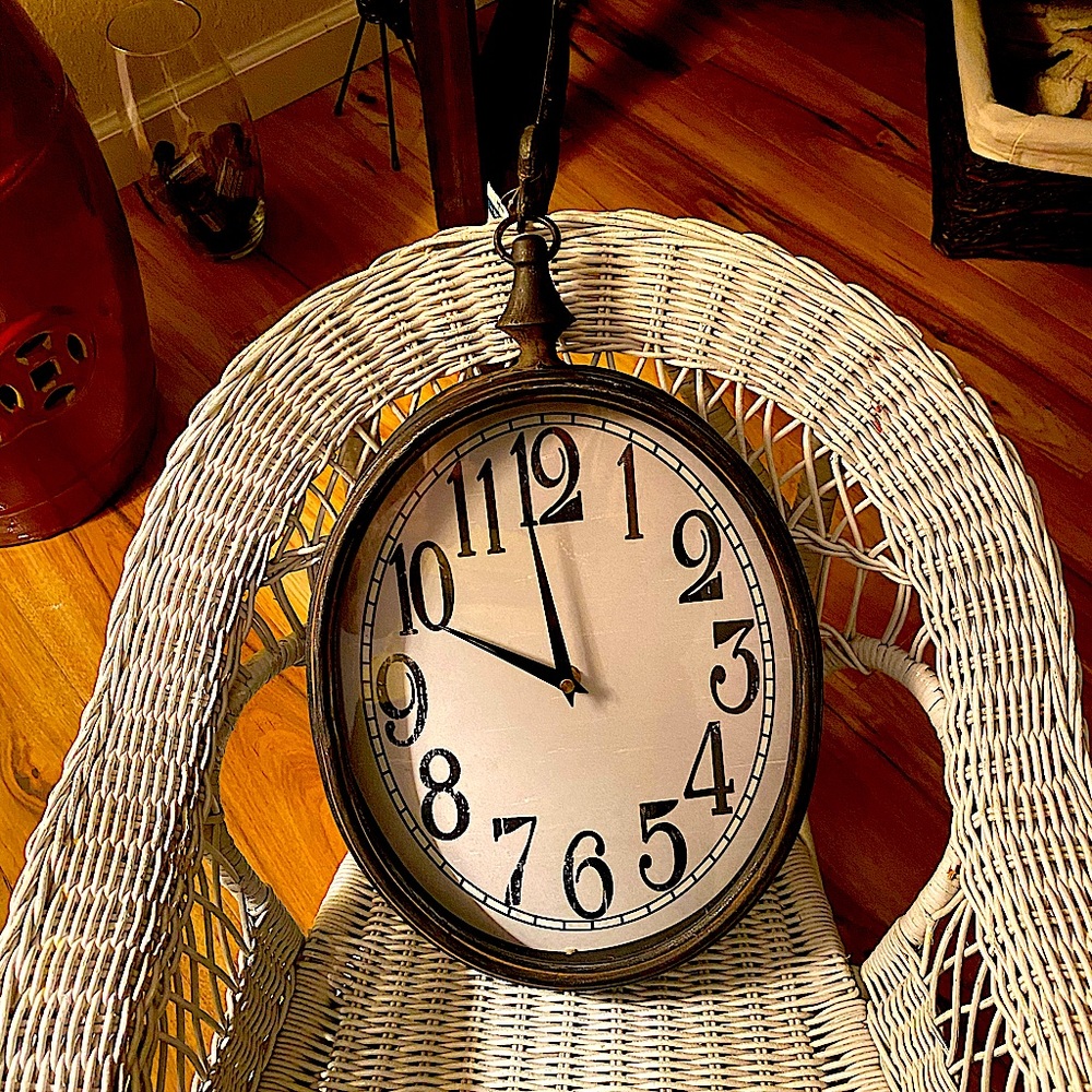 Clock, Farm Cache